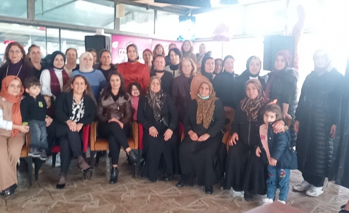 İzmir Şanlıurfa Federasyonu Kadınlar Günü etkinliği düzenledi